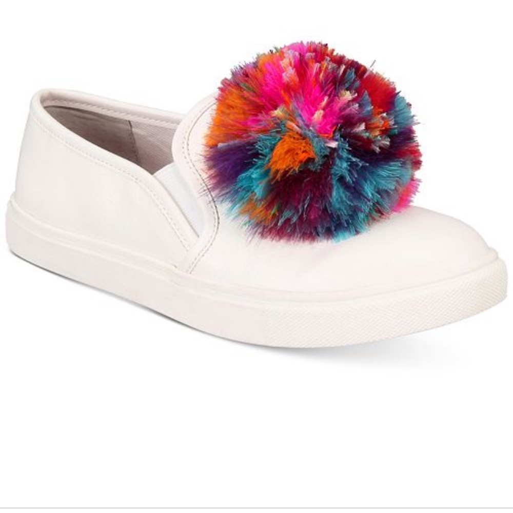 Betsy Johnson Trixie Pom Pom shoe size 8.5